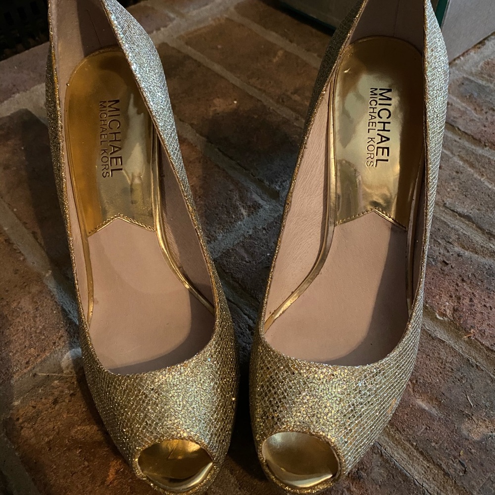 Michael Kors gold heels